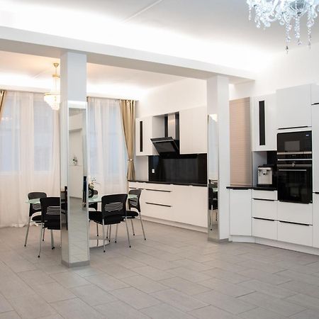 Guest Rooms Diamant Biel/Bienne Exterior photo